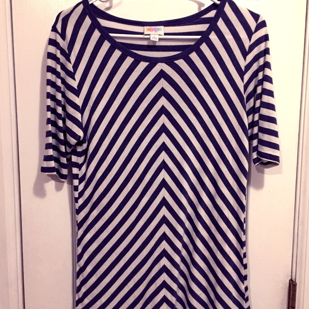 LuLaRoe Tunic Top CUTE💋💋